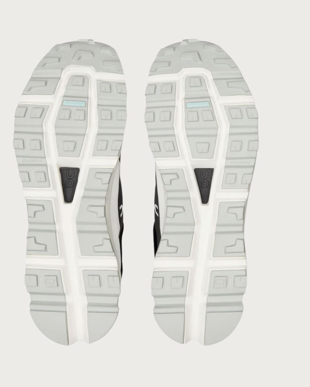 Kids On Cloudhero Mid Waterproof - Black/White Footwear On Running
