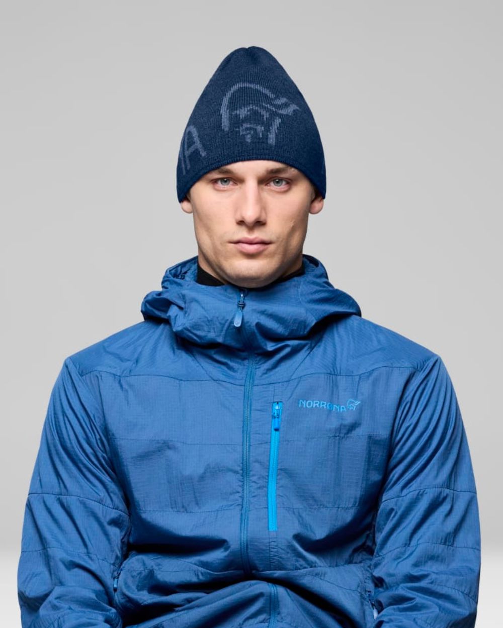 Norrona /29 Mid MerinoUll Logo Beanie - Indigo Night Melange Beanie Norrøna