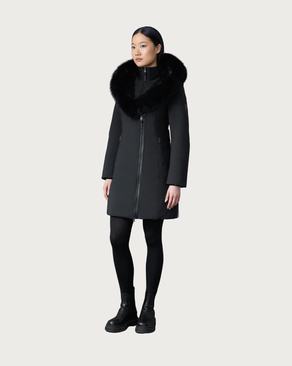 Womens Mackage Trish Powder Down Parka - Black Après | Travel Mackage