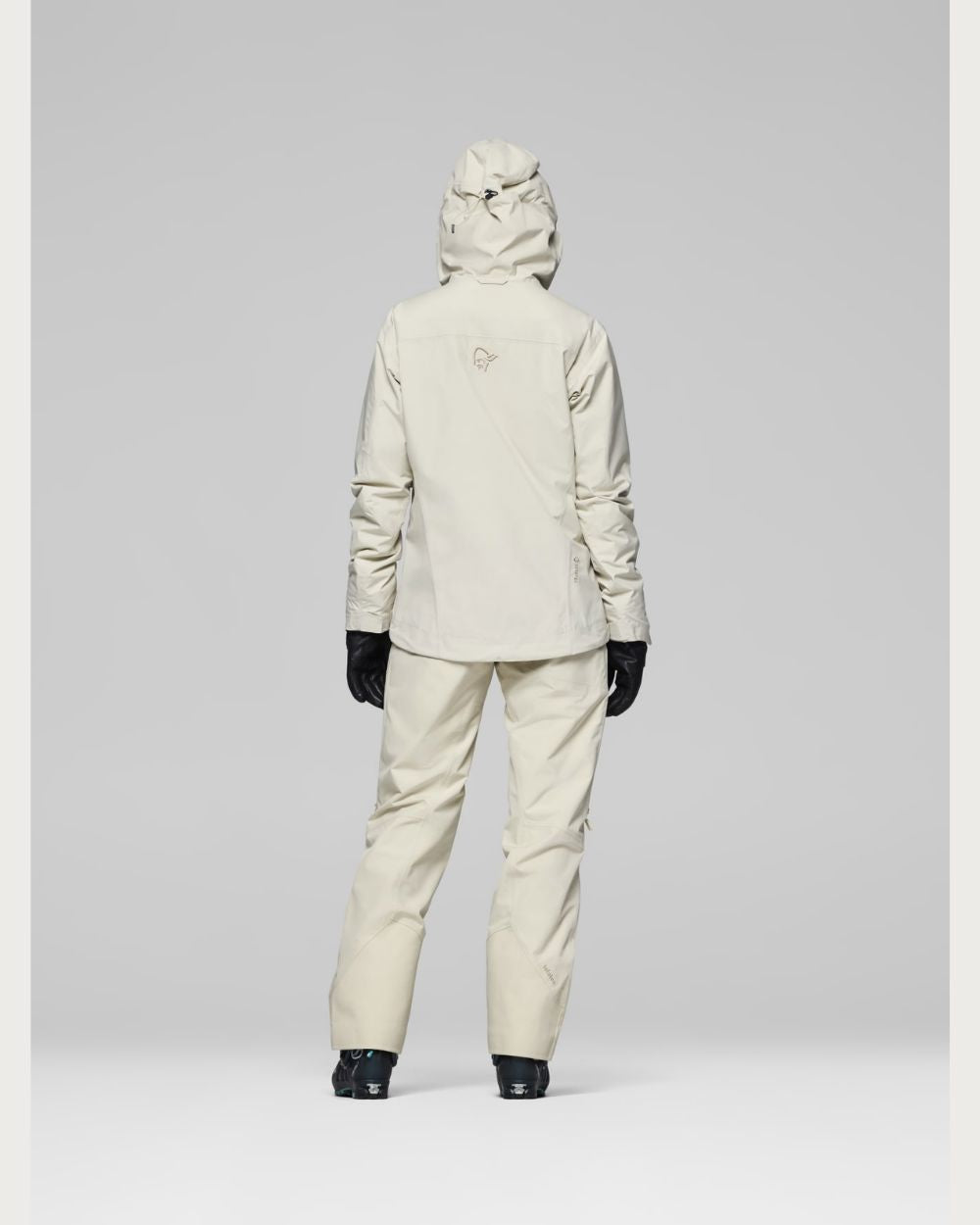 Womens Norrøna Lofoten Gore-Tex Insulated Jacket - Oatmeal Jackets Norrøna