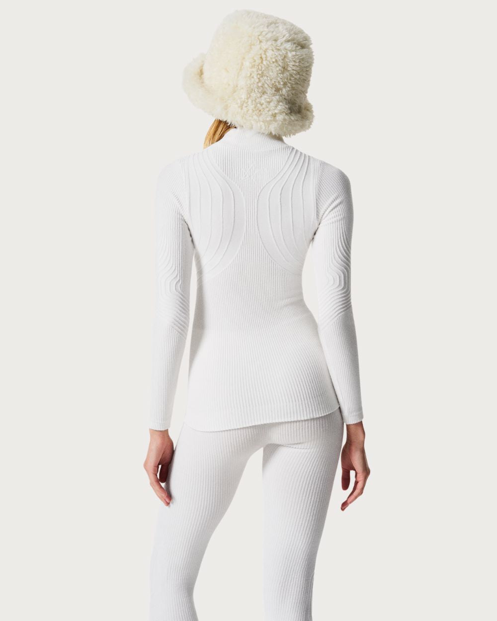 Women's Perfect Moment Chalet Base Layer Top - Snow White Thermals Perfect Moment