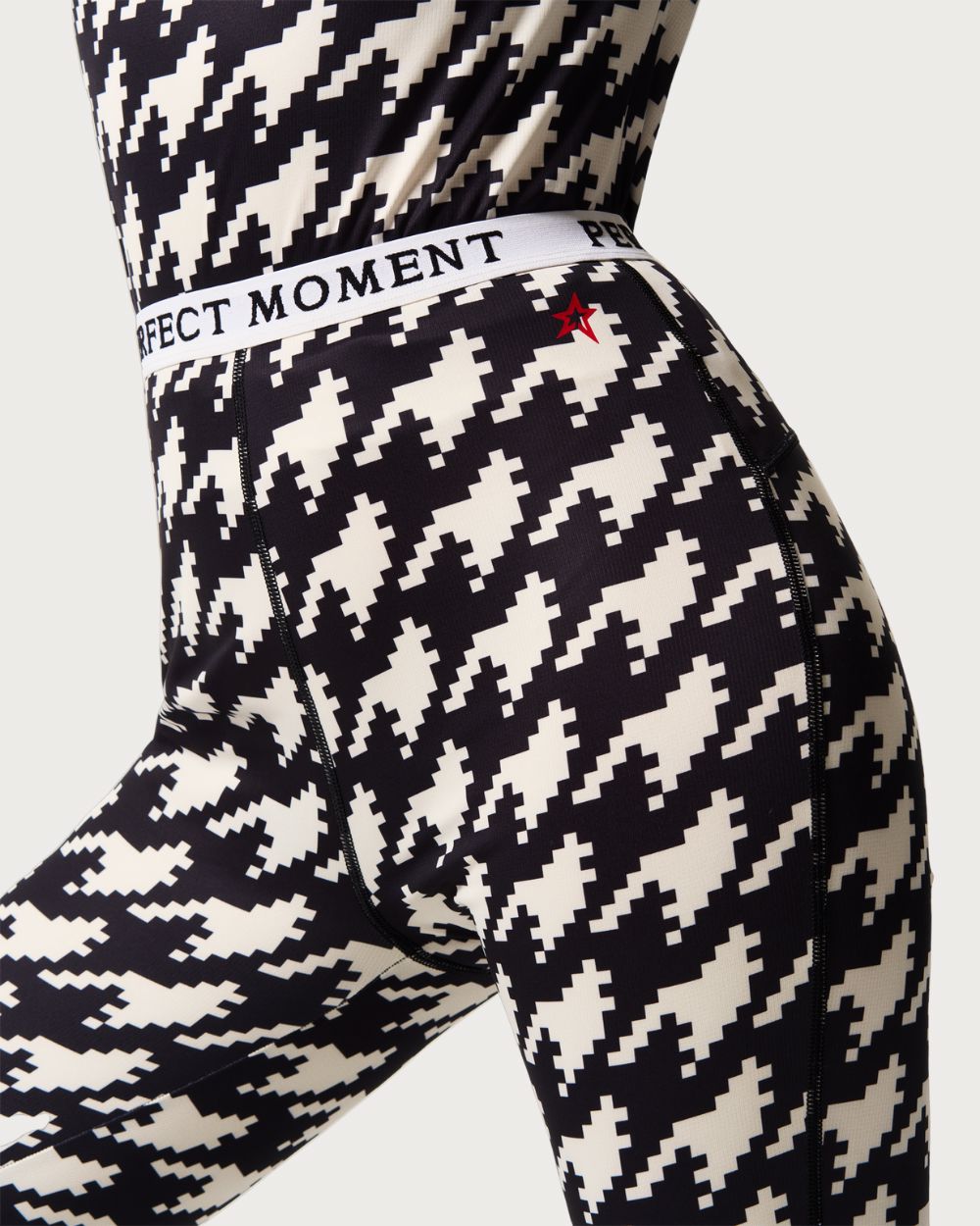Womens Perfect Moment Printed Base Layer Leggings - Houndstooth Thermals Perfect Moment