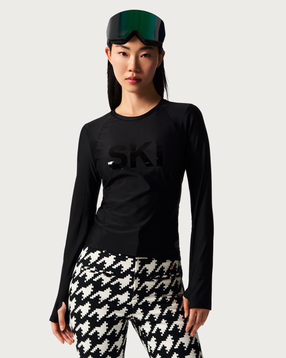 Womens Perfect Moment Ski Crew Baselayer Top - Black Thermals Perfect Moment XS INTL / 6-8 AU