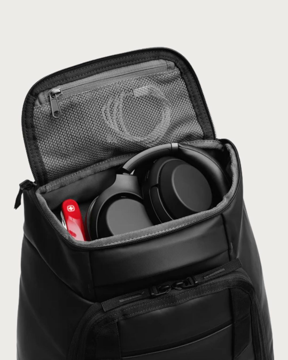 D_b_ Hugger Backpack 30L - Bluehour Luggage D_b_ 