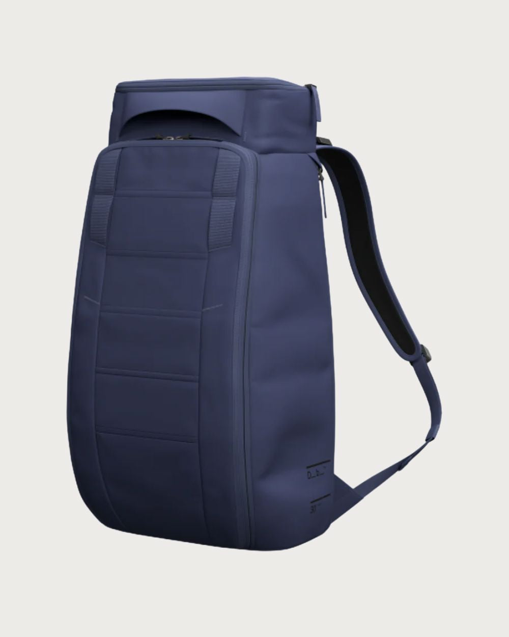 D_b_ Hugger Backpack 30L - Bluehour Luggage D_b_ 
