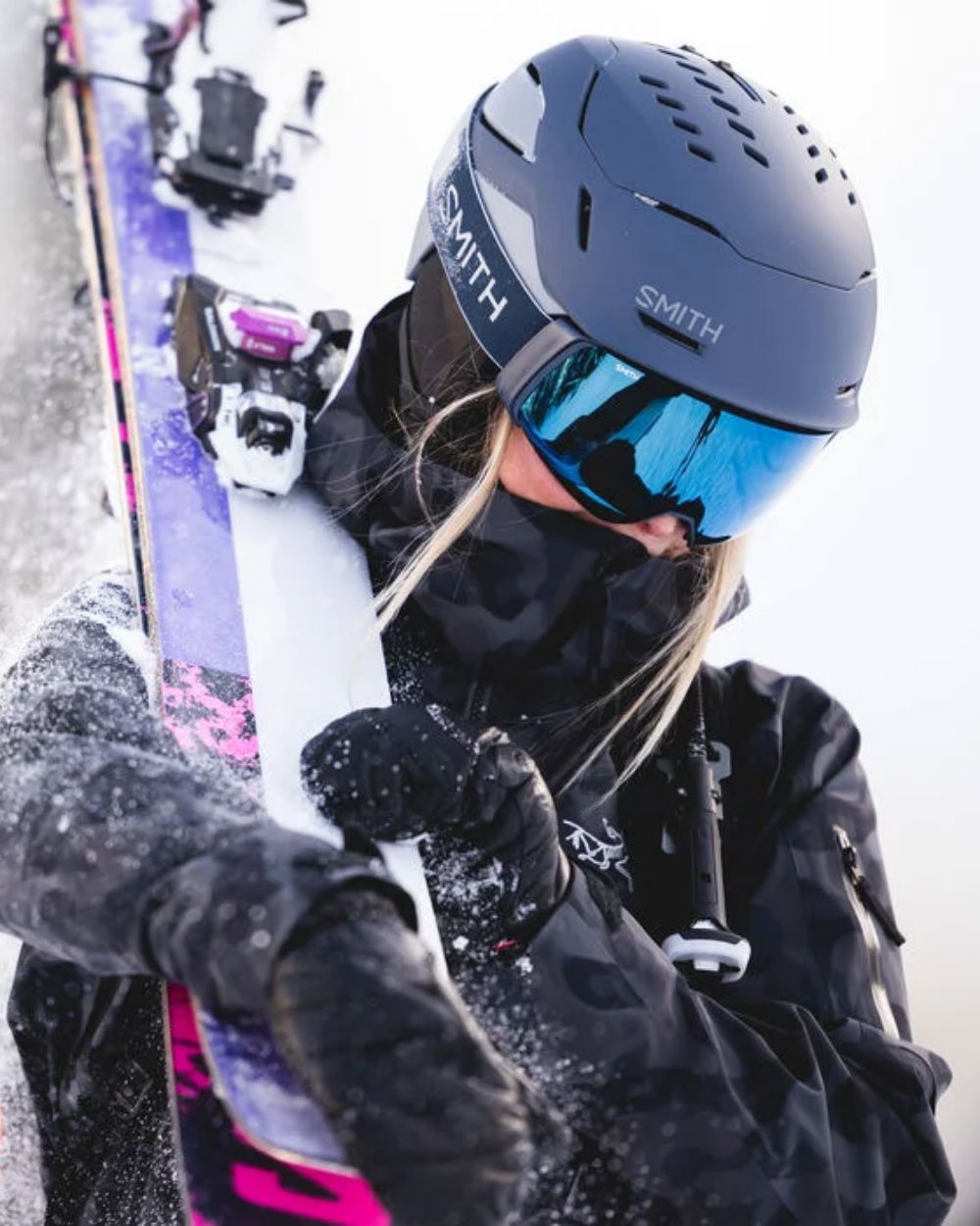 Smith Vantage 2 MIPS Helmet - Matte Royal Navy / Wolf Gray Helmets Smith 