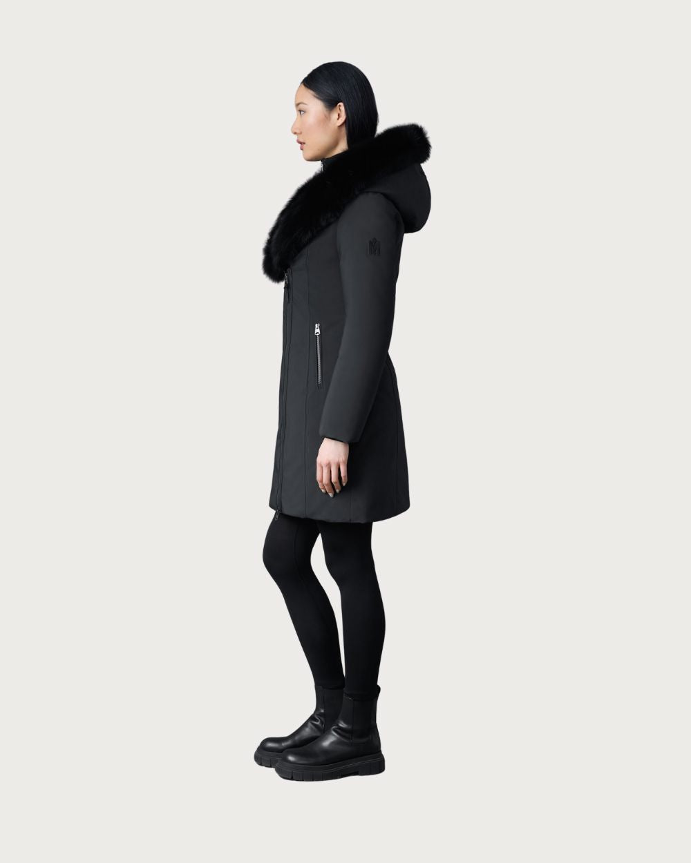 Womens Mackage Trish Powder Down Parka - Black Après | Travel Mackage 
