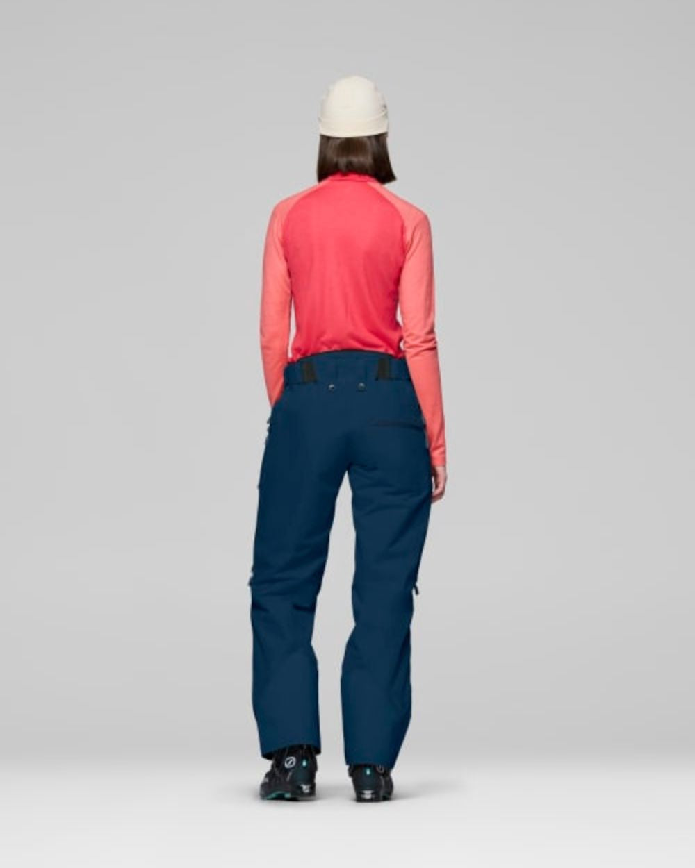 Womens Norrona Lofoten Gore-Tex Insulated Pant - Indigo Night Pants Norrøna 